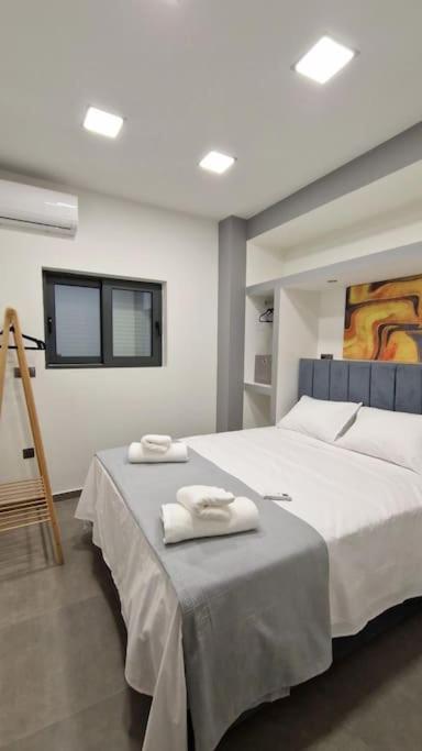 Faronita - Luxury In The Heart Of * Kalamata