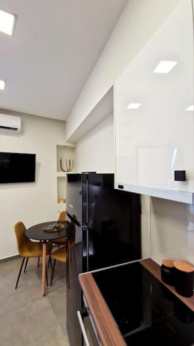 Faronita - Luxury In The Heart Of Kalamata